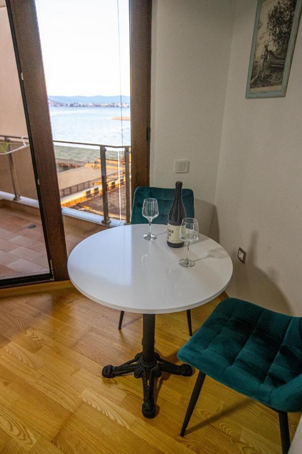 Park Queens Apartments Охрид Экстерьер фото